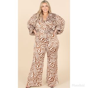 Pleated sleeve Jumpsuit